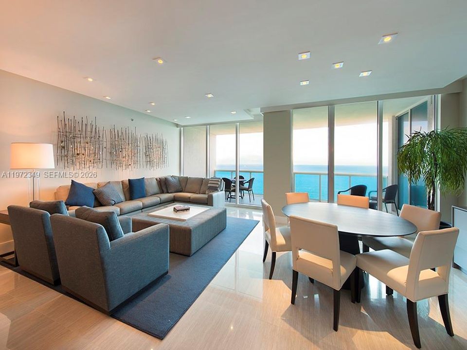 Activo con contrato: $2,950,000 (3 camas, 3 baños, 3395 Pies cuadrados)