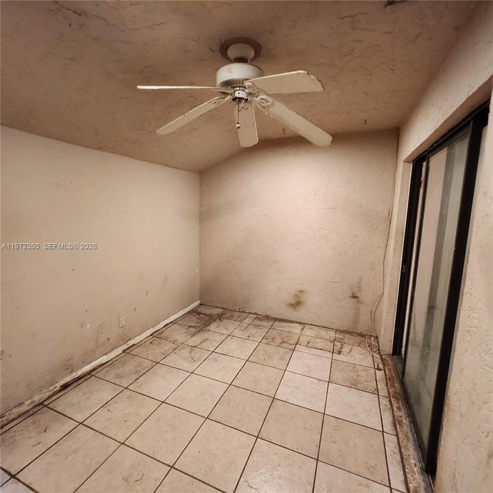 Recently Sold: $265,000 (2 beds, 2 baths, 1166 Square Feet)