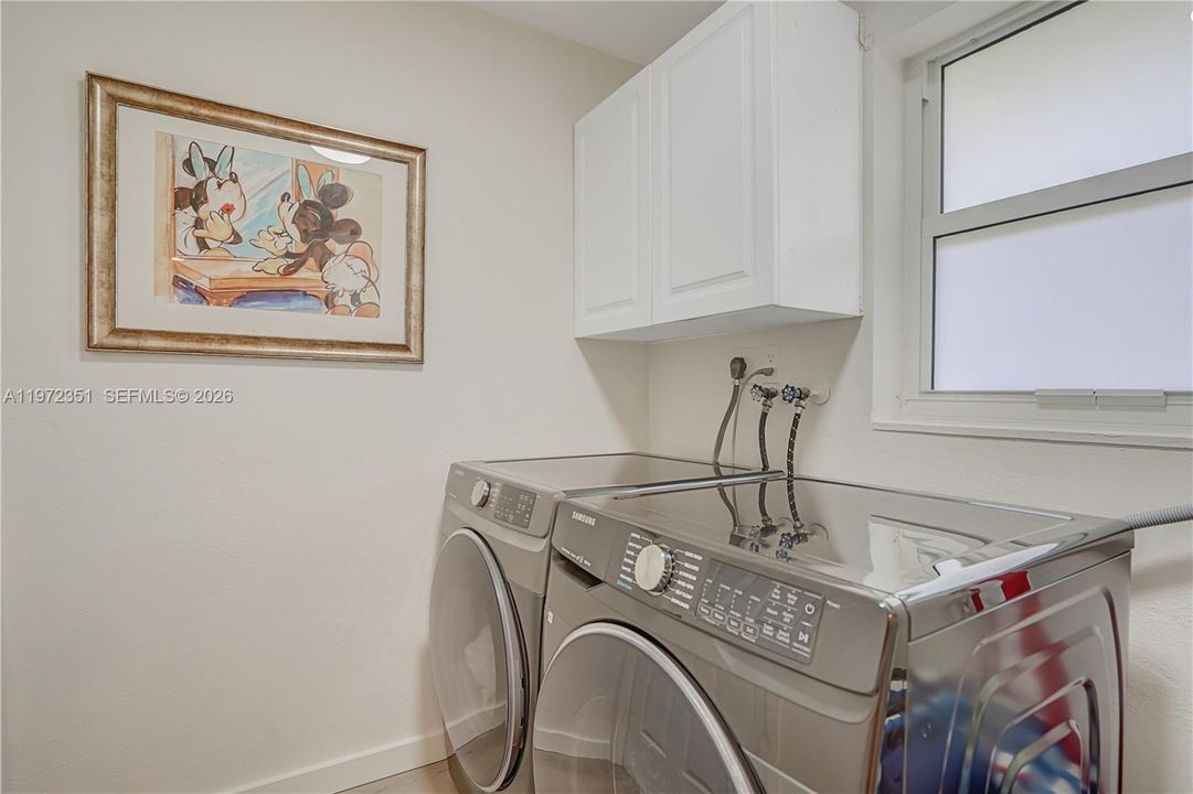 En Renta: $4,700 (3 camas, 2 baños, 1404 Pies cuadrados)