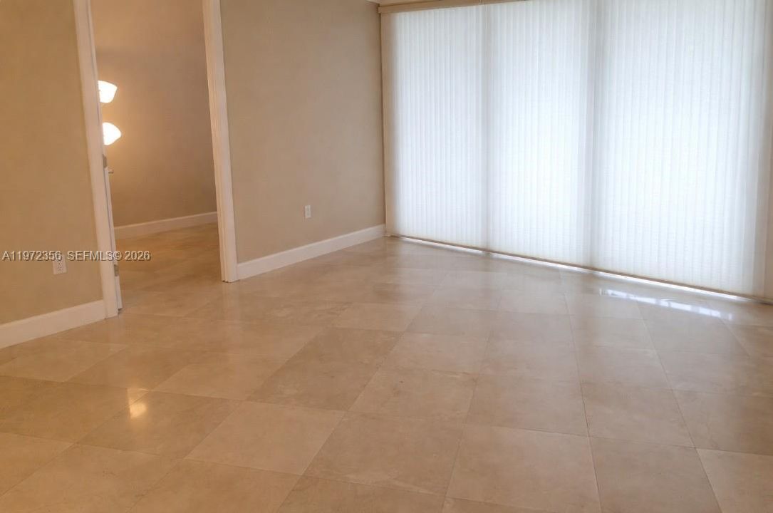 For Sale: $1,200,000 (3 beds, 3 baths, 1571 Square Feet)