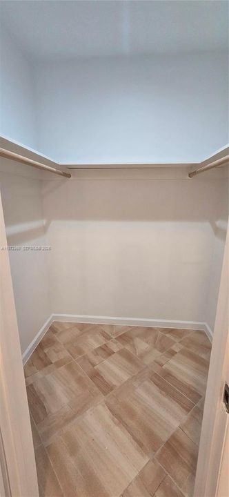 For Rent: $6,500 (4 beds, 2 baths, 2407 Square Feet)