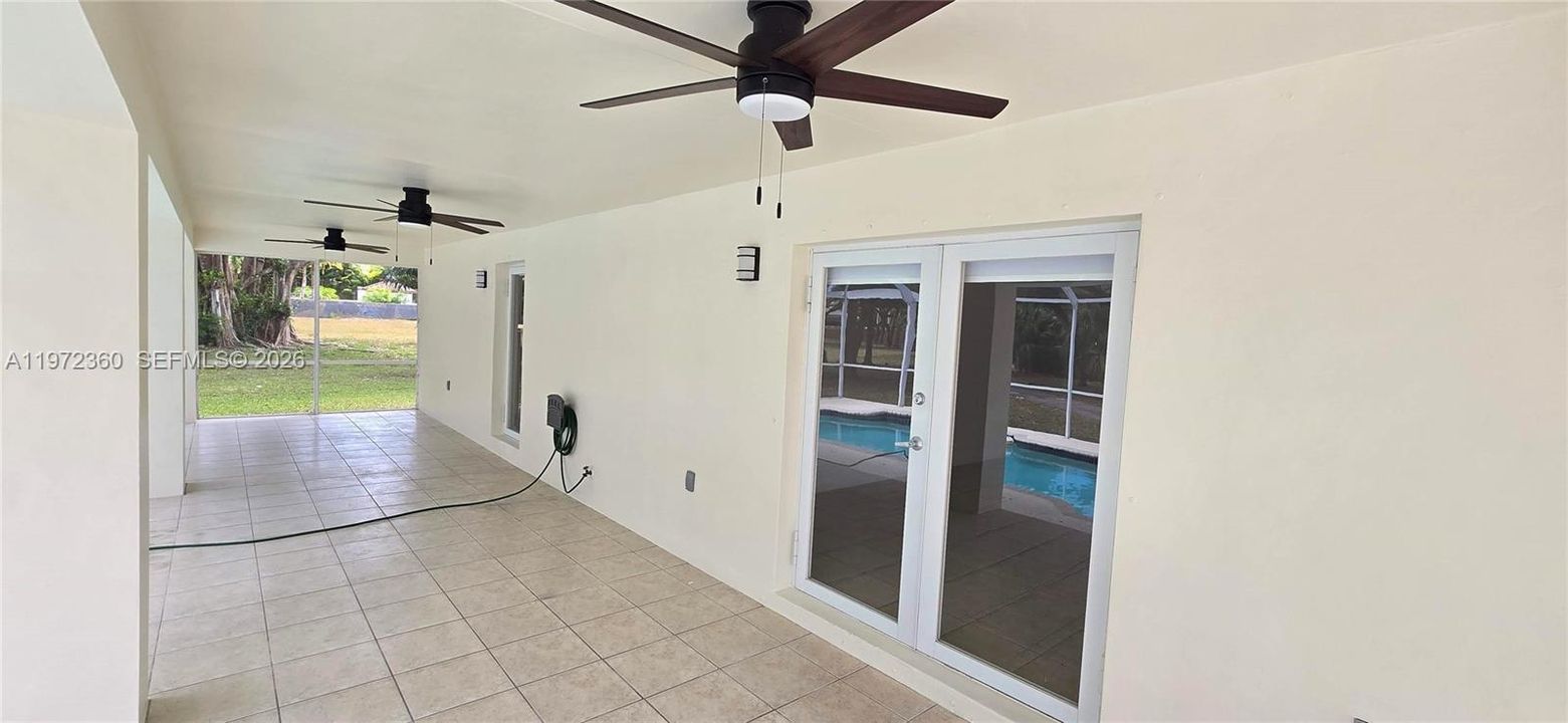 For Rent: $6,500 (4 beds, 2 baths, 2407 Square Feet)
