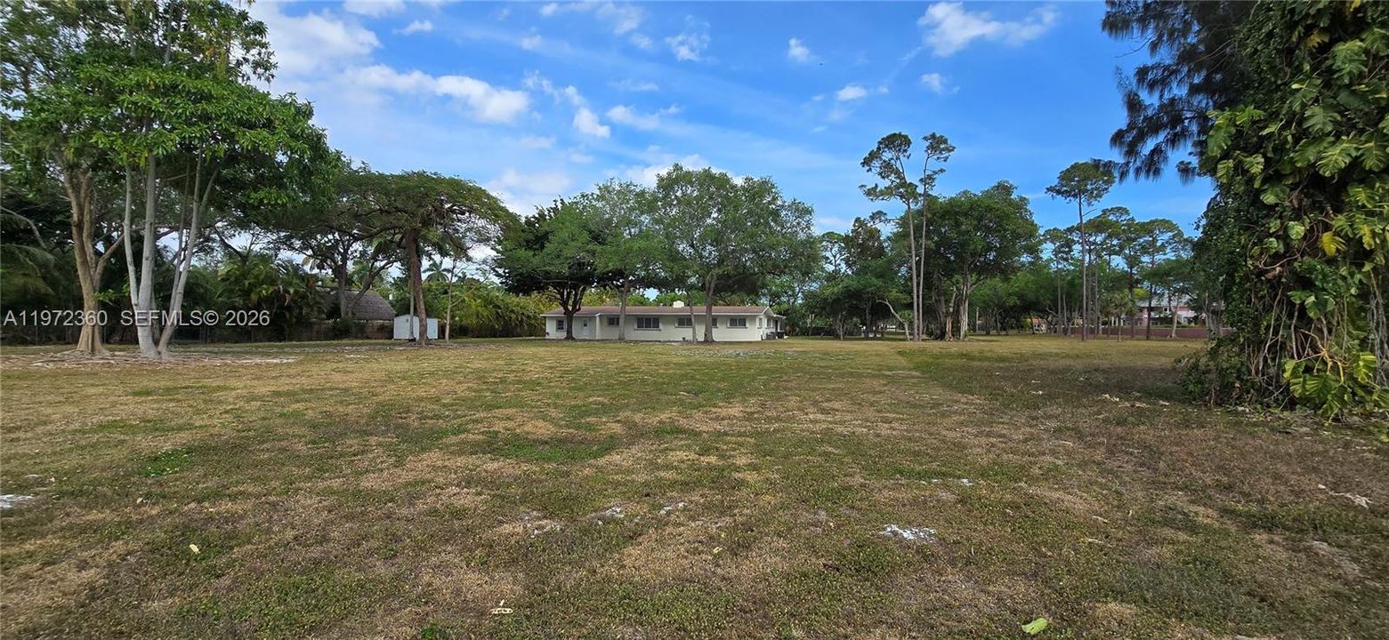 For Rent: $6,500 (4 beds, 2 baths, 2407 Square Feet)