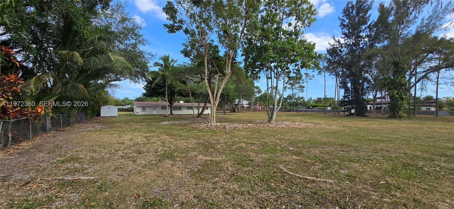 For Rent: $6,500 (4 beds, 2 baths, 2407 Square Feet)