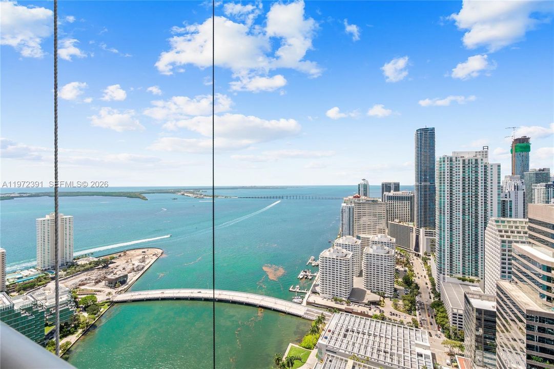 For Sale: $994,000 (2 beds, 2 baths, 1450 Square Feet)