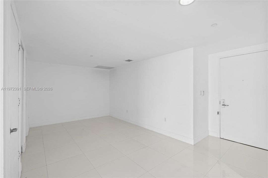 For Sale: $994,000 (2 beds, 2 baths, 1450 Square Feet)