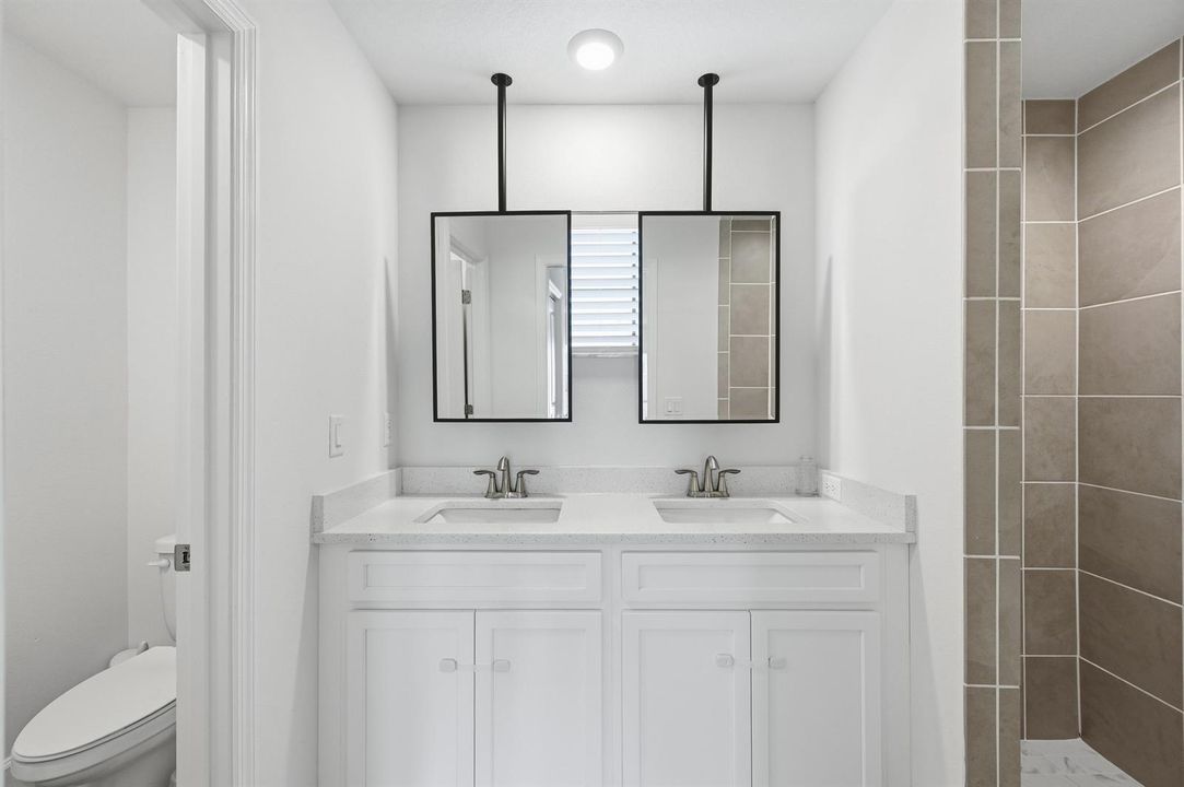 8452 Dorsey Street, Spring Hill,13