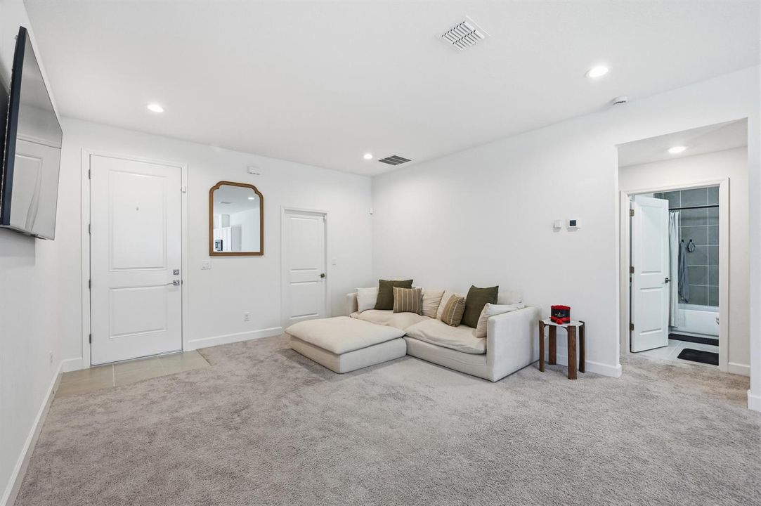 8452 Dorsey Street, Spring Hill,04