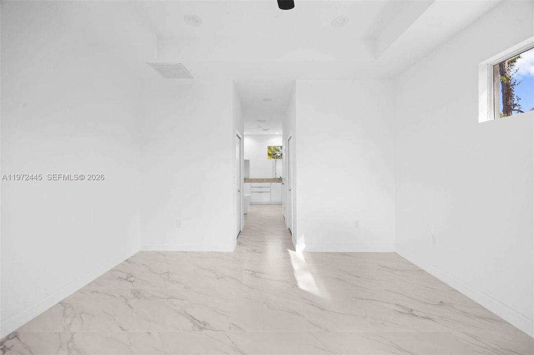 В аренду: $2,200 (3 спален, 2 ванн, 1638 Квадратных фут)