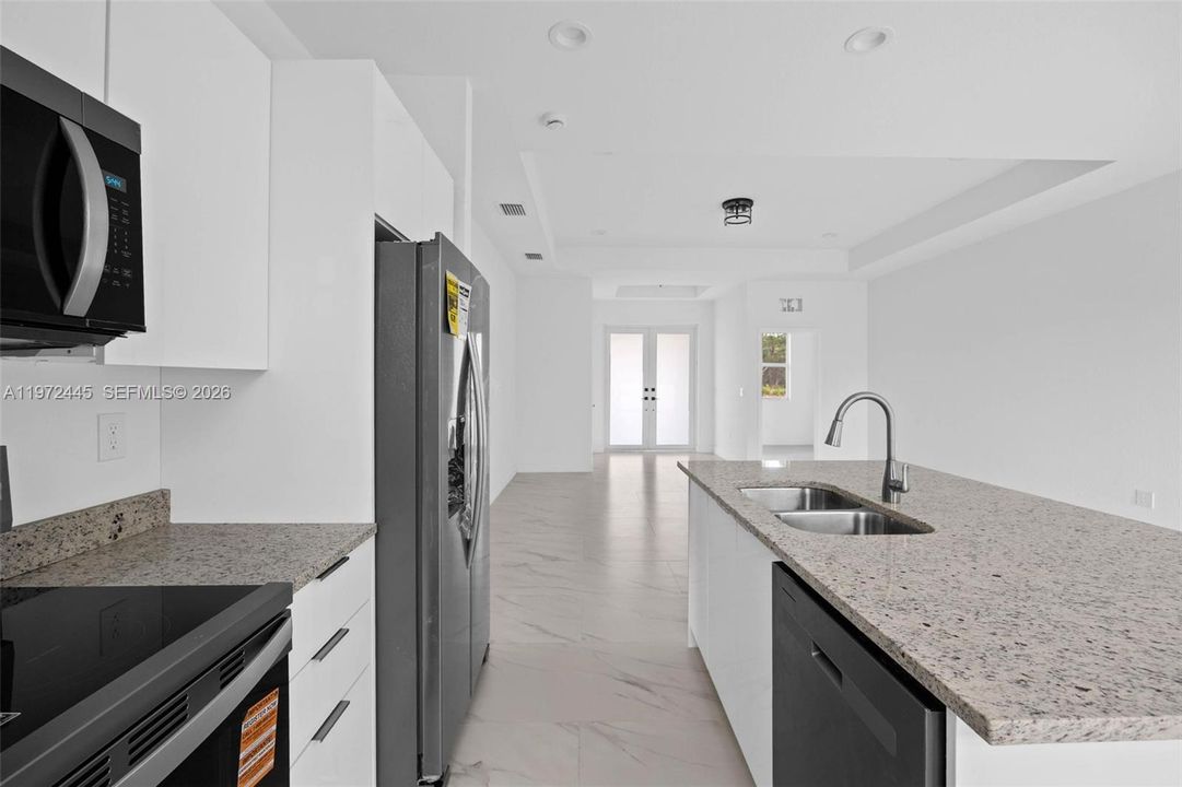 В аренду: $2,200 (3 спален, 2 ванн, 1638 Квадратных фут)