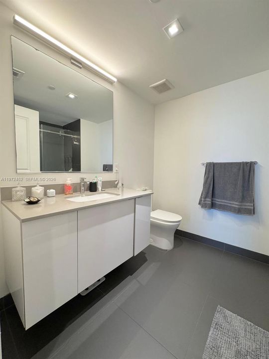 En Venta: $423,000 (1 camas, 1 baños, 857 Pies cuadrados)