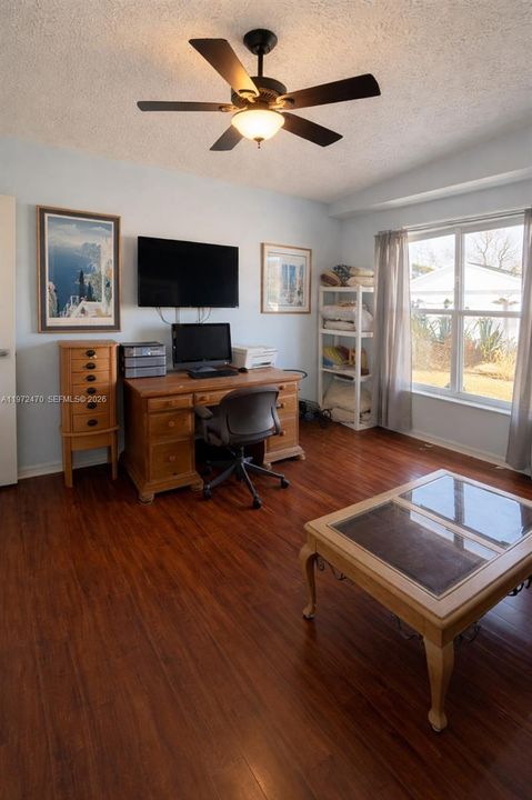 For Sale: $134,900 (2 beds, 2 baths, 1530 Square Feet)