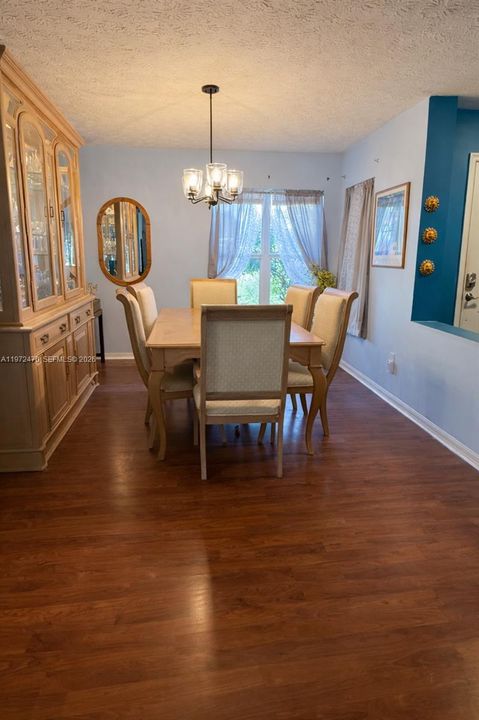 For Sale: $134,900 (2 beds, 2 baths, 1530 Square Feet)