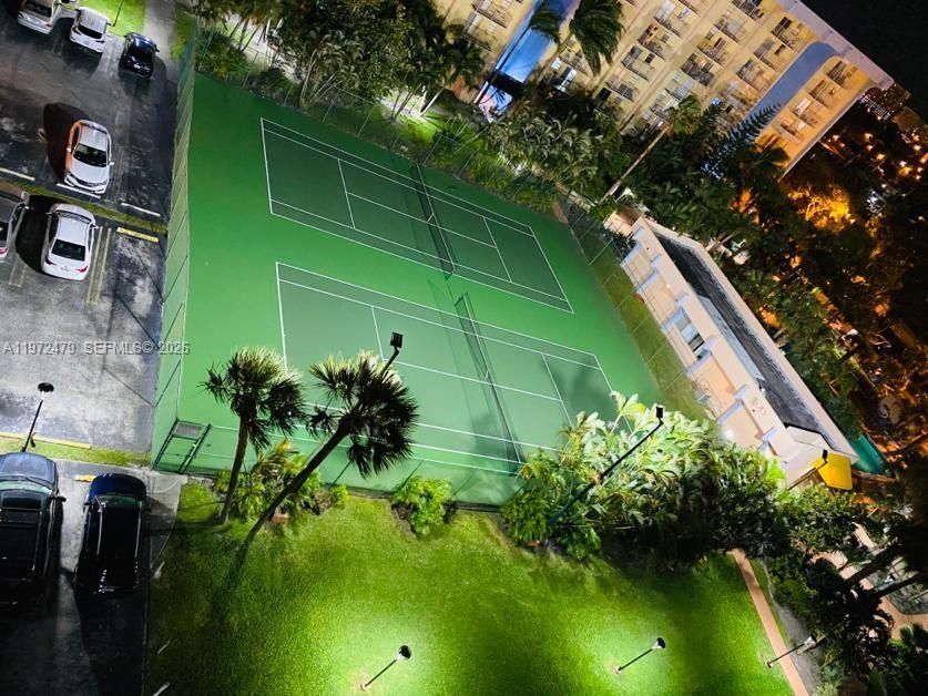 На продажу: $199,000 (1 спален, 1 ванн, 605 Квадратных фут)