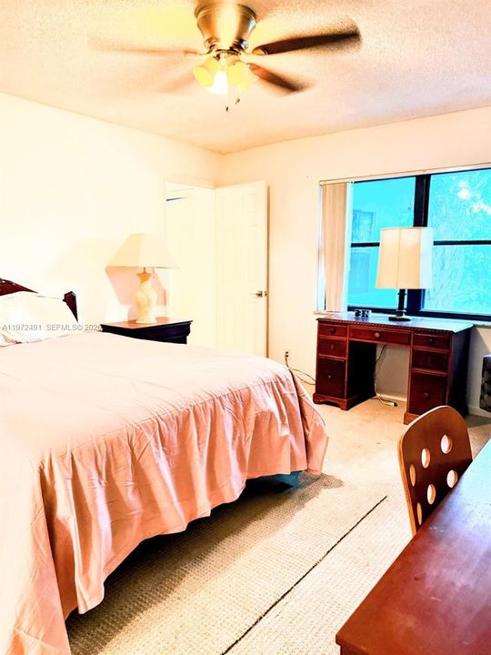 В аренду: $2,900 (3 спален, 2 ванн, 1692 Квадратных фут)