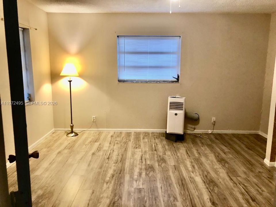 En Venta: $495,000 (3 camas, 2 baños, 1605 Pies cuadrados)