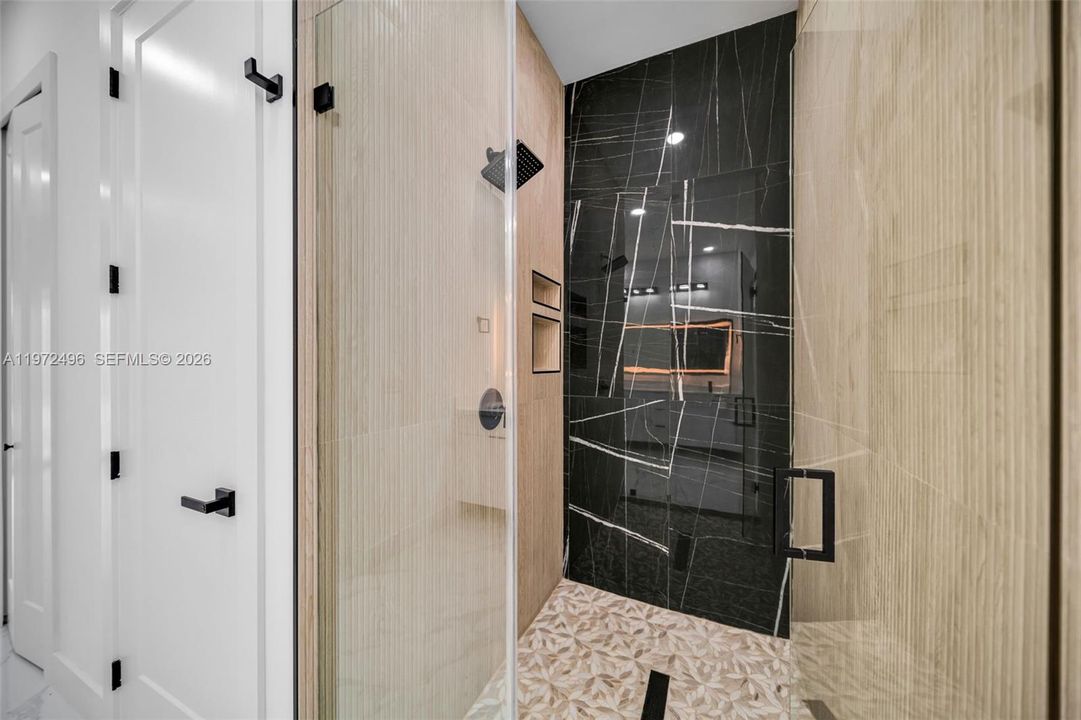 Activo con contrato: $359,000 (3 camas, 2 baños, 0 Pies cuadrados)
