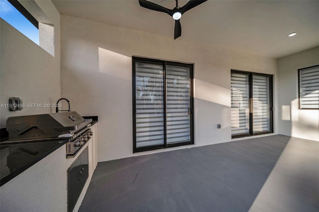Activo con contrato: $359,000 (3 camas, 2 baños, 0 Pies cuadrados)