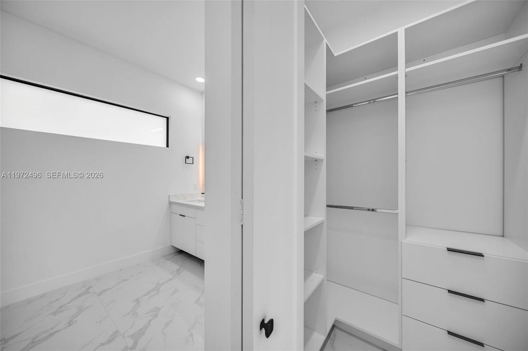 Activo con contrato: $359,000 (3 camas, 2 baños, 0 Pies cuadrados)