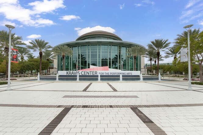 720 S Sapodilla Ave Unit 304-small-041-0
