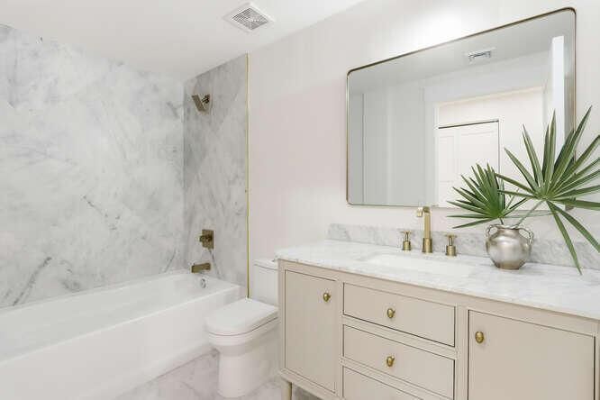 720 S Sapodilla Ave Unit 304-small-033-0