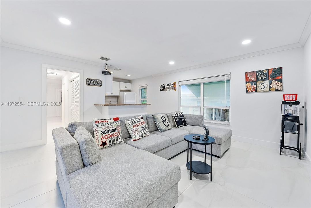 Recently Rented: $6,500 (4 beds, 3 baths, 2266 Square Feet)
