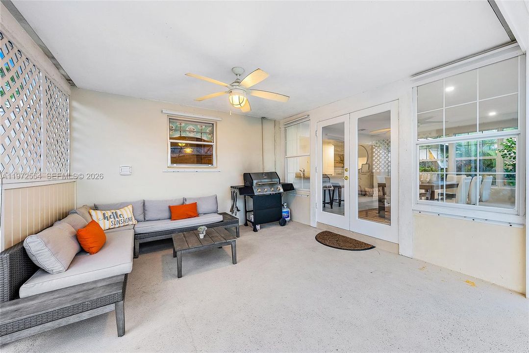 Recently Rented: $6,500 (4 beds, 3 baths, 2266 Square Feet)
