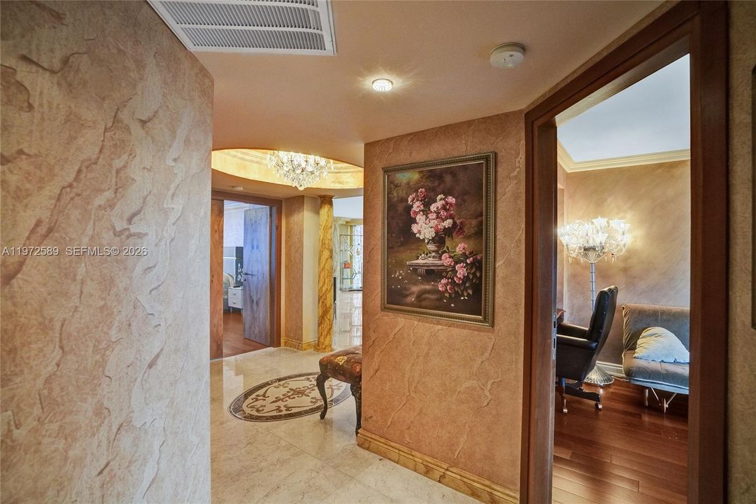 На продажу: $2,450,000 (3 спален, 3 ванн, 2090 Квадратных фут)