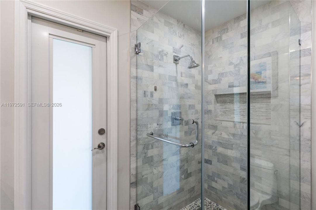 Activo con contrato: $749,000 (3 camas, 2 baños, 1660 Pies cuadrados)