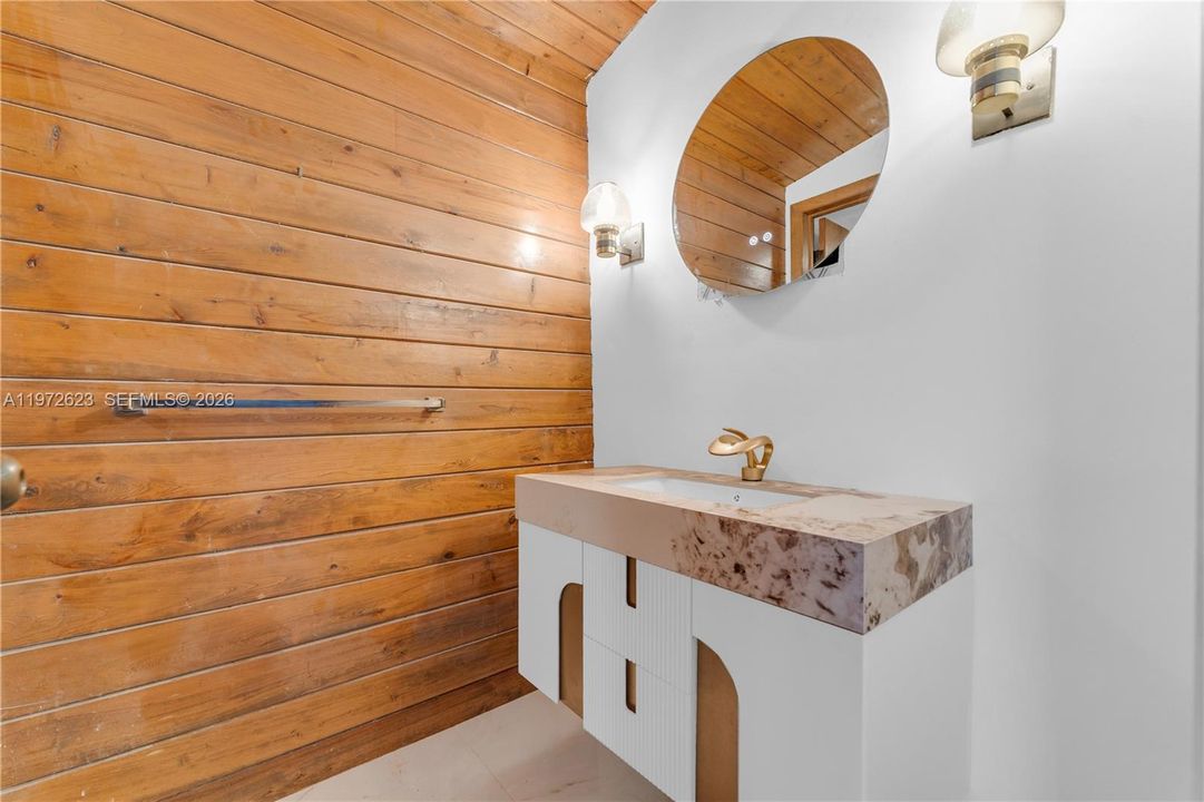В аренду: $9,000 (5 спален, 4 ванн, 3639 Квадратных фут)