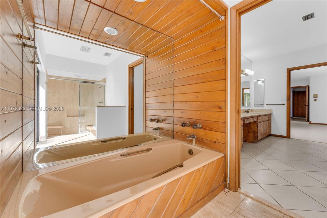 В аренду: $9,000 (5 спален, 4 ванн, 3639 Квадратных фут)