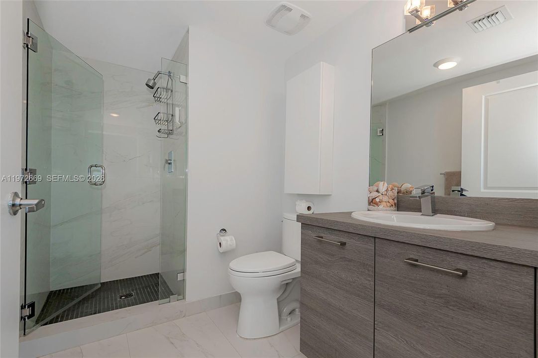For Sale: $1,300,000 (3 beds, 3 baths, 1687 Square Feet)