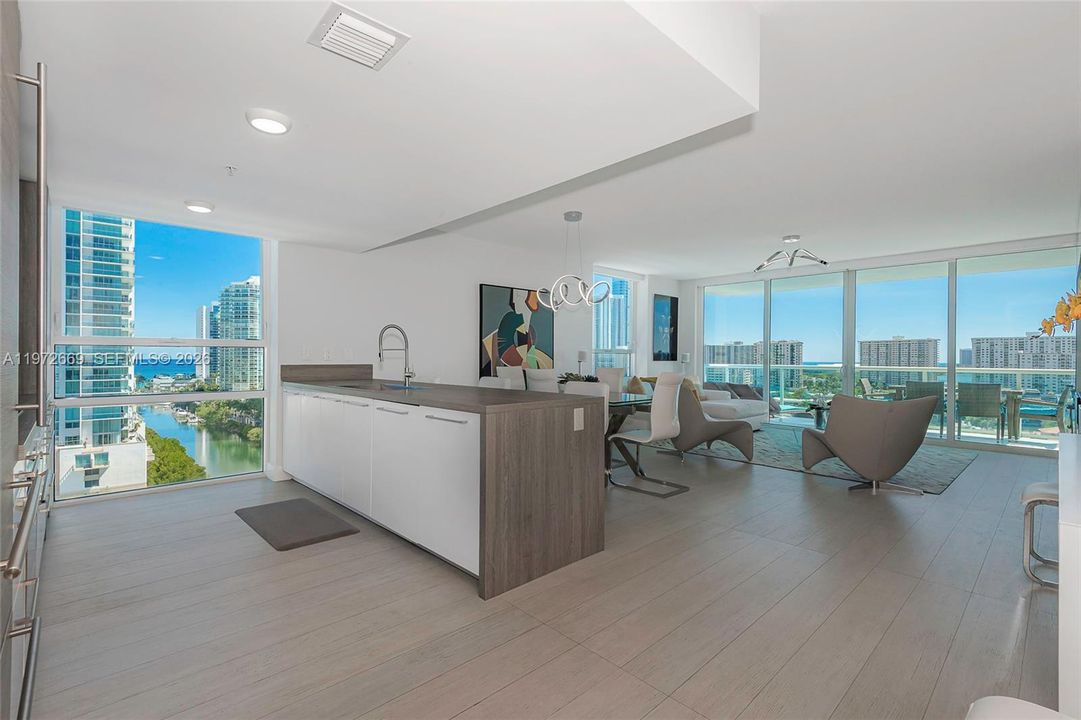 For Sale: $1,300,000 (3 beds, 3 baths, 1687 Square Feet)