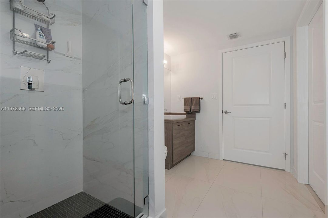 For Sale: $1,300,000 (3 beds, 3 baths, 1687 Square Feet)
