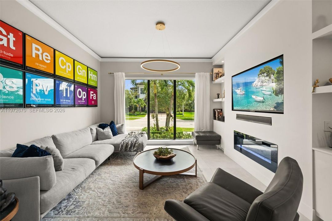 For Sale: $1,290,000 (5 beds, 4 baths, 3135 Square Feet)