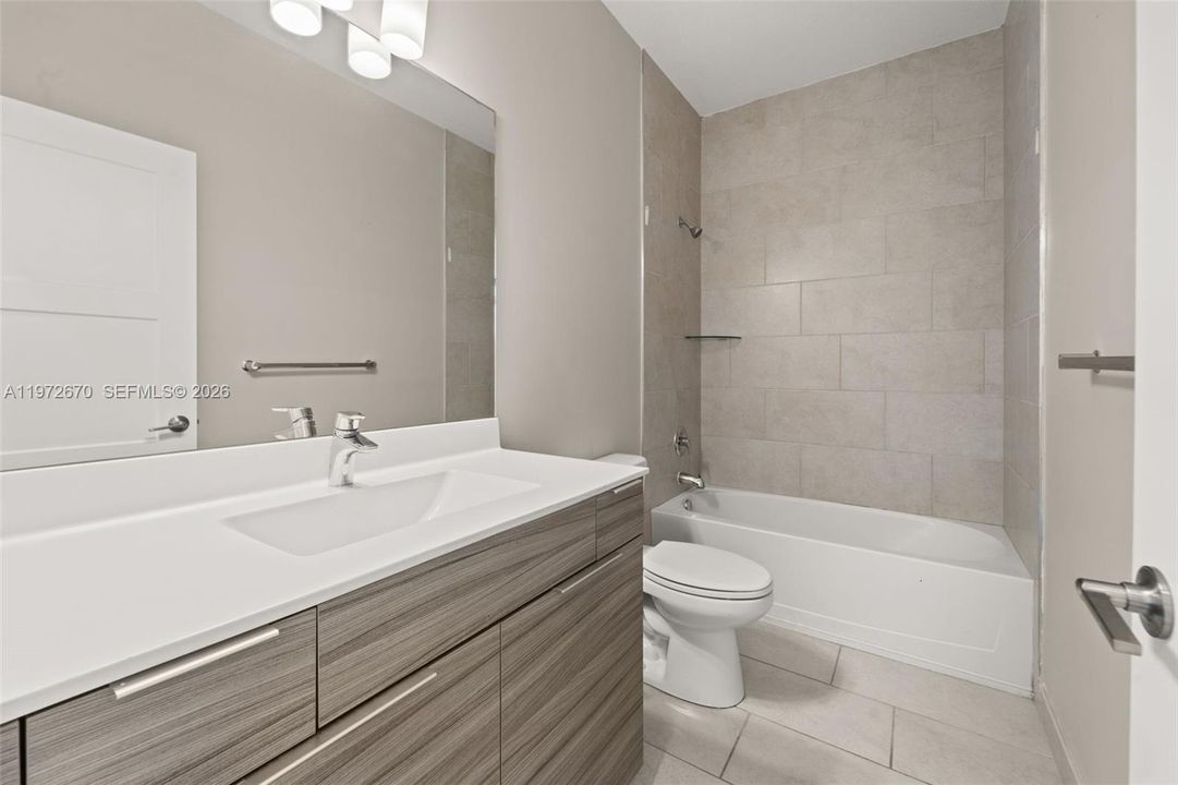 For Sale: $1,290,000 (5 beds, 4 baths, 3135 Square Feet)