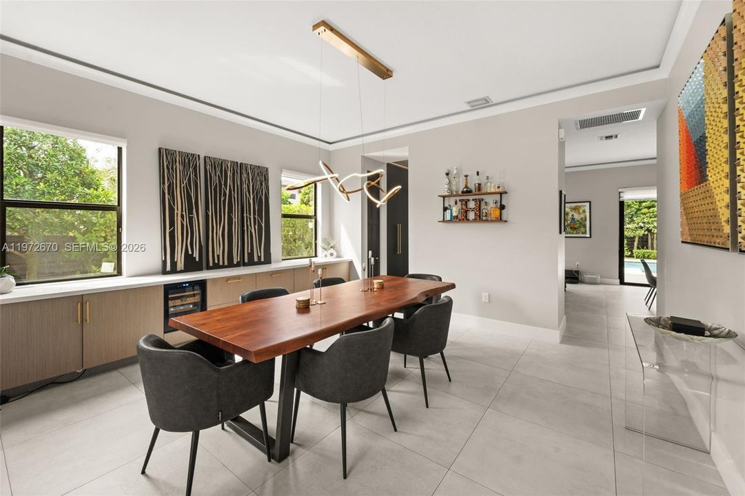 For Sale: $1,290,000 (5 beds, 4 baths, 3135 Square Feet)