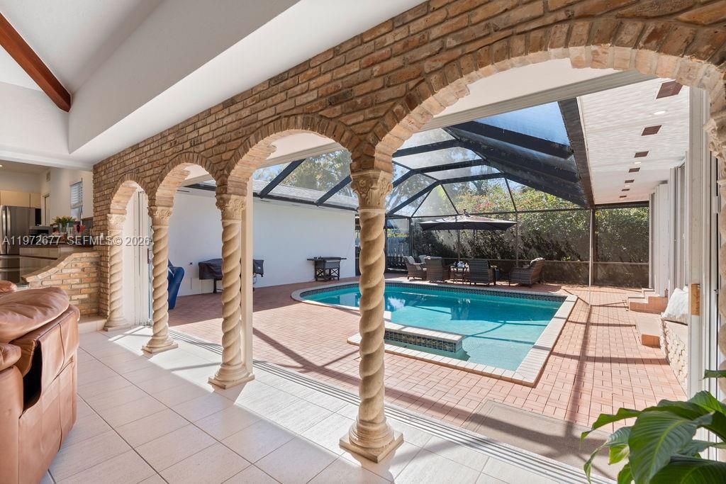 For Sale: $1,799,000 (6 beds, 4 baths, 4147 Square Feet)