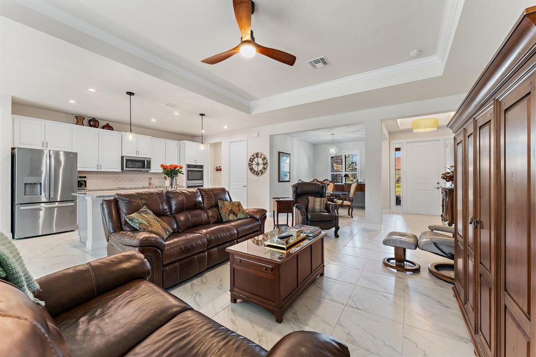 035-6291ArcadiaSquare-VeroBeach-SMALL