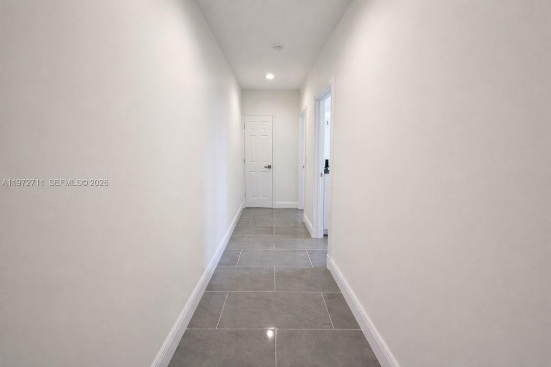 For Rent: $2,300 (3 beds, 2 baths, 1767 Square Feet)