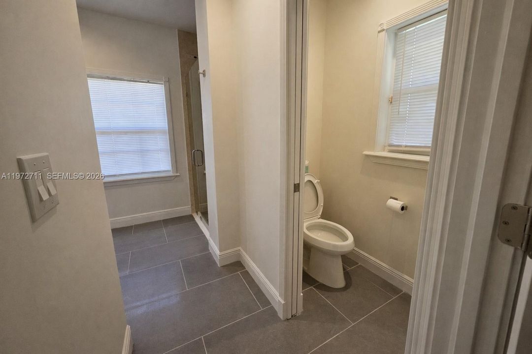 For Rent: $2,300 (3 beds, 2 baths, 1767 Square Feet)
