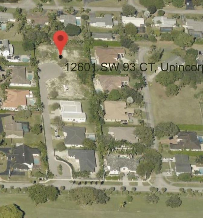 На продажу: $1,250,000 (0.42 acres)