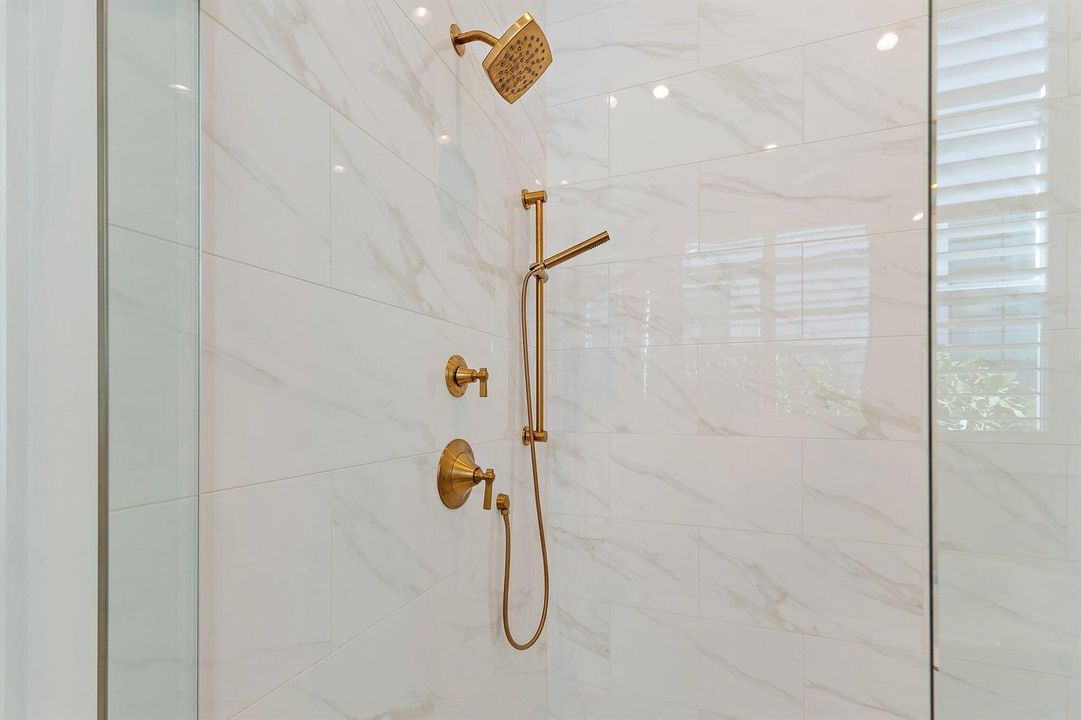 Spa Shower