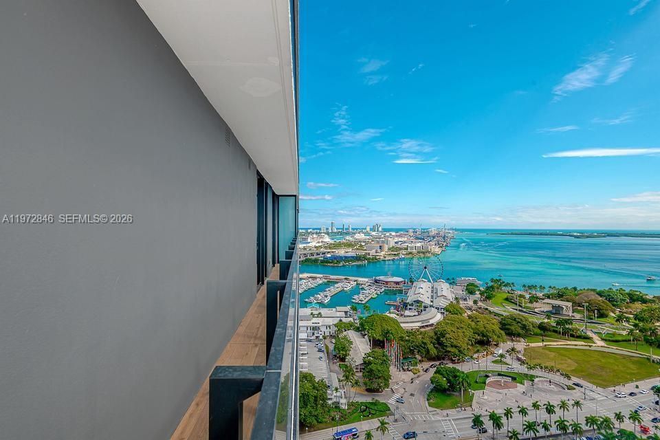 En Venta: $1,600,000 (3 camas, 3 baños, 1135 Pies cuadrados)