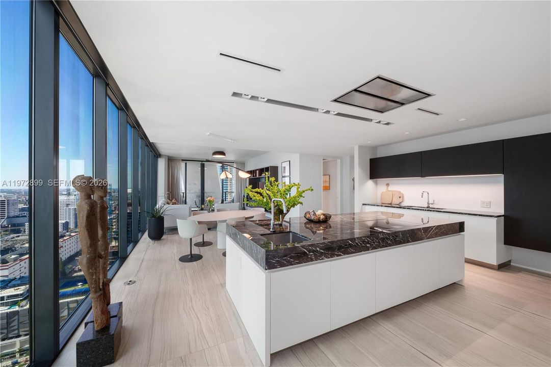 На продажу: $7,500,000 (4 спален, 5 ванн, 4600 Квадратных фут)