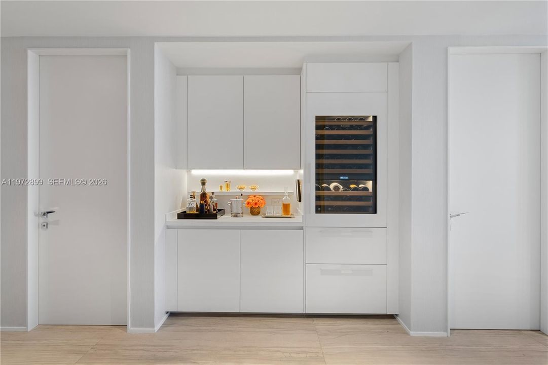 На продажу: $7,500,000 (4 спален, 5 ванн, 4600 Квадратных фут)