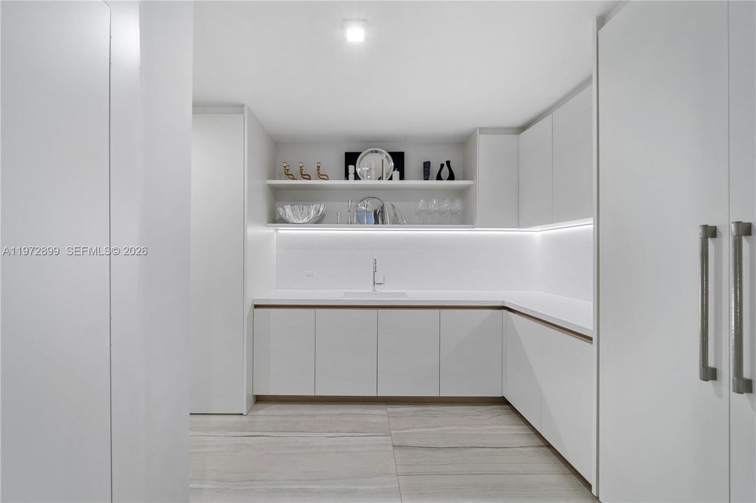 На продажу: $7,500,000 (4 спален, 5 ванн, 4600 Квадратных фут)