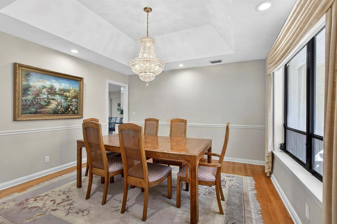 Formal Dining