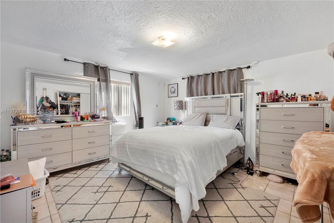 En Venta: $645,000 (0 camas, 0 baños, 2670 Pies cuadrados)