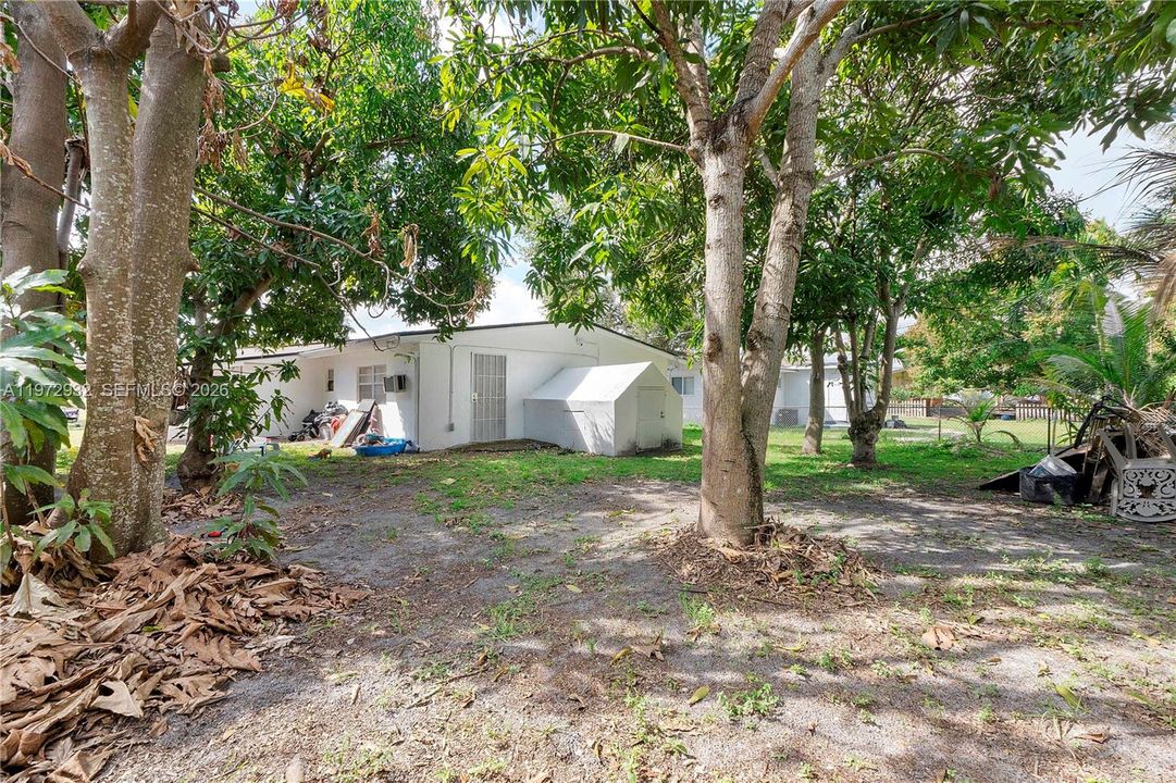 En Venta: $645,000 (0 camas, 0 baños, 2670 Pies cuadrados)